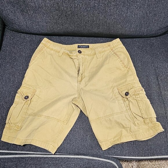 Men's khaki shorts - Aeropostale & Buckle - 34 Waist - Picture 4 of 11